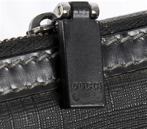 porta abiti viaggio gucci|Outlet store: Gucci, Livermore Premium Outlets (Paragon Outlets .